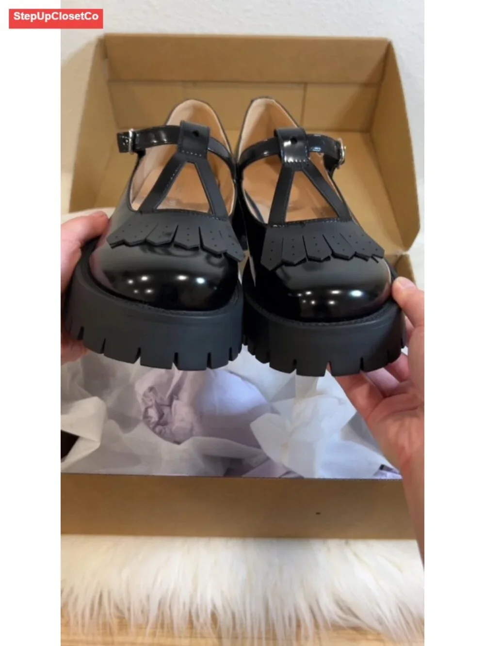 Chunky Platform Mary Janes Patent T-Strap Dress Shoes with Buckle